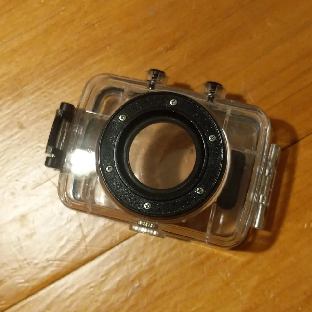 Emerson HD action cam digital video with 32 GB sundisc memory card bundle